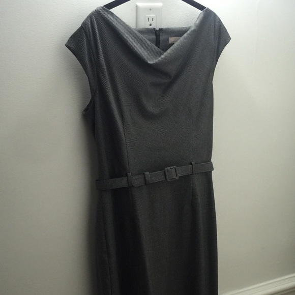 Banana Republic Grey work dress, mint condition!