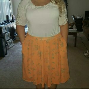 ** special price*LULAROE MADISON SKIRT. SZ. LARGE.