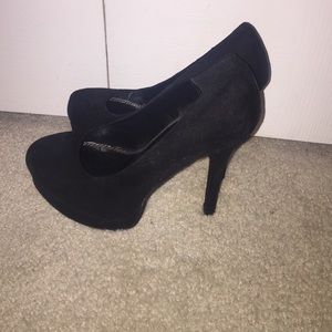 Chinese laundry black suede heels