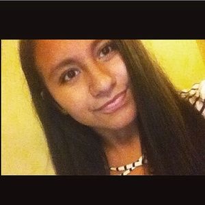 Meet your Posher, Yareli