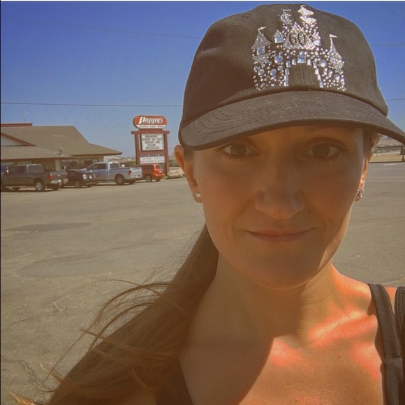 Hi! 🤗II've been a seller since 2013 - Picture 2 of 4