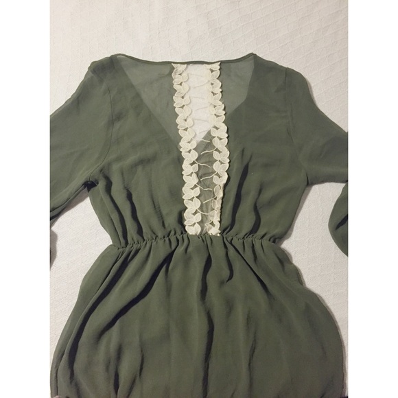 Sale🎉Navy green dress with lace✨Price firm - Picture 3 of 4