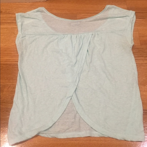 ❌SOLD❌ AE Soft Tee - Picture 3 of 4