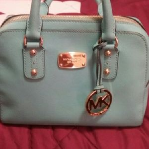Make an offer  Michael kors medium purse