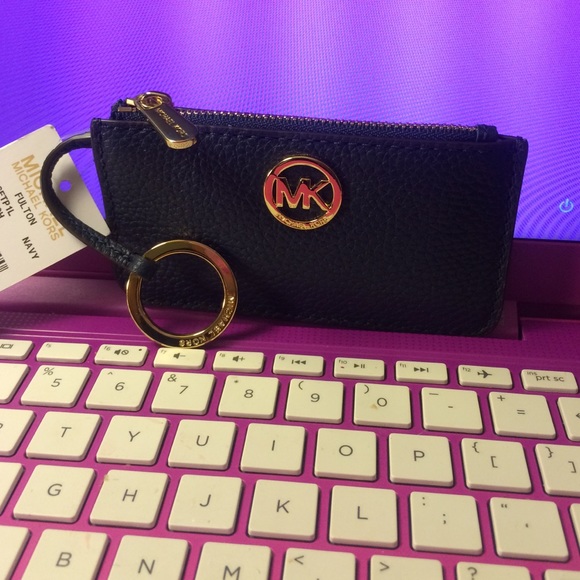 SOLD Micheal kors Keychain coin purse***SOLD*** - Picture 2 of 3