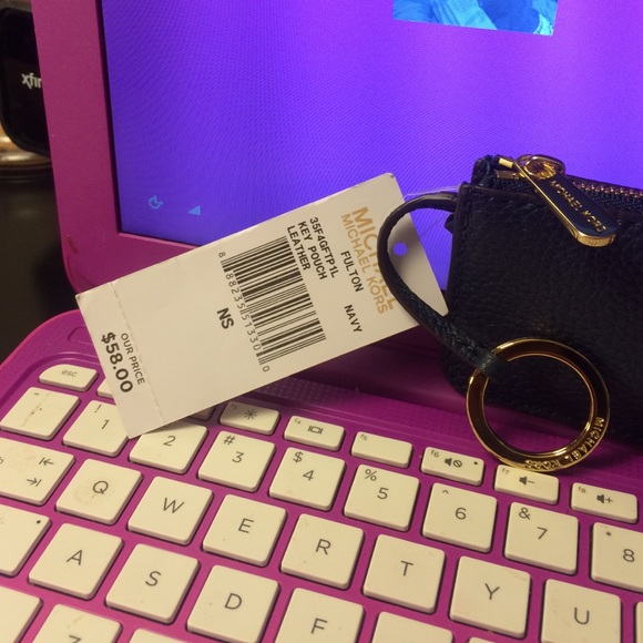 SOLD Micheal kors Keychain coin purse***SOLD*** - Picture 3 of 3