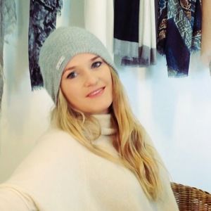 Meet your Posher, Britta