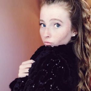 Meet your Posher, Brooke