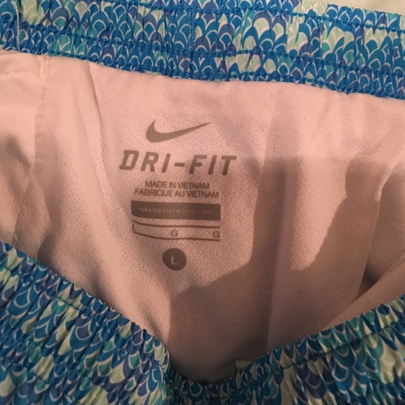 Nike Dri-Fit Running Shorts - Picture 3 of 3