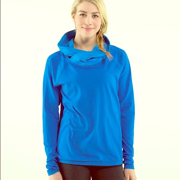 Lululemon healthy heart pullover