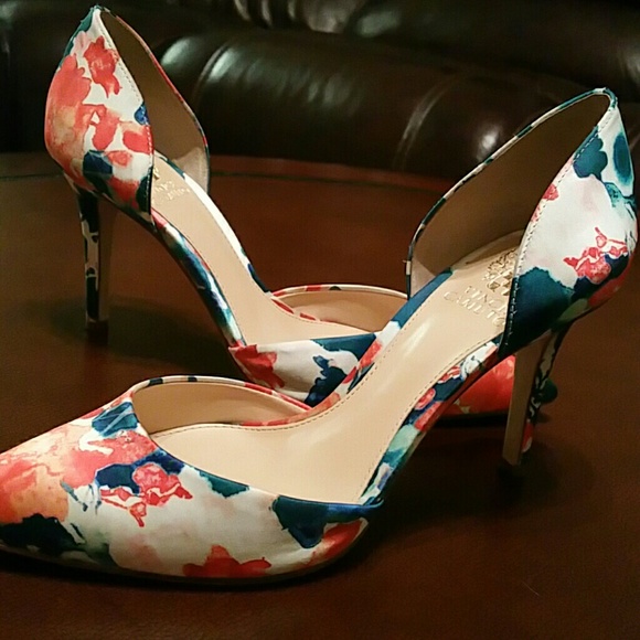 8.5 vince camuto - Picture 2 of 2