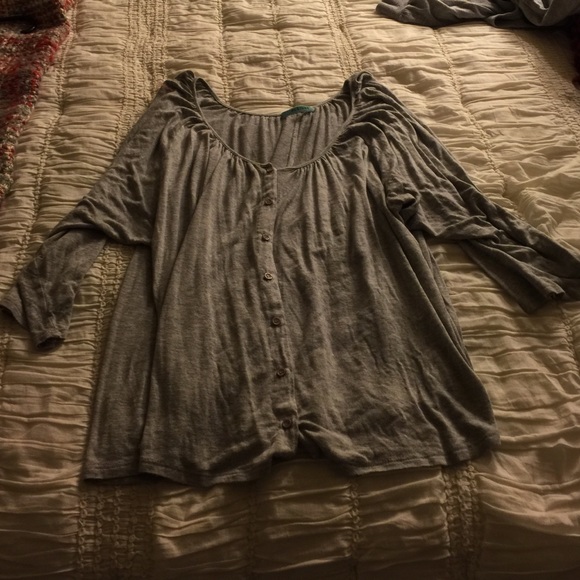 Grey shirt
