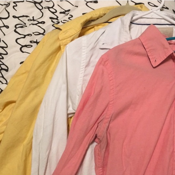 ✨Bundle of 3 Banana Republic Oxford button downs - Picture 3 of 4