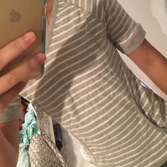 Jones New York Short Sleeve Hooded Top - Picture 2 of 4