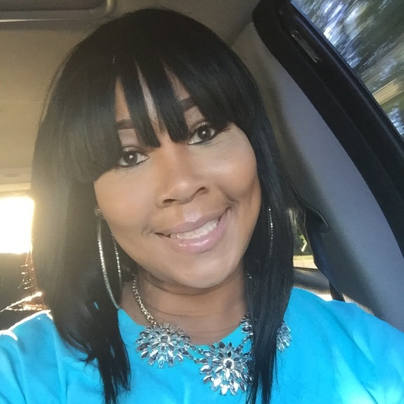 Meet your Posher, Bella