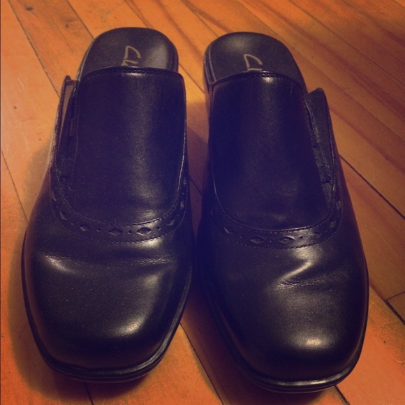 clarks open back shoes