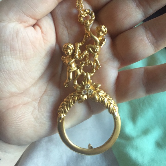 Vintage 60s magnifying glass Necklace ornate