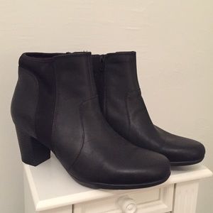 Ankle boots booties