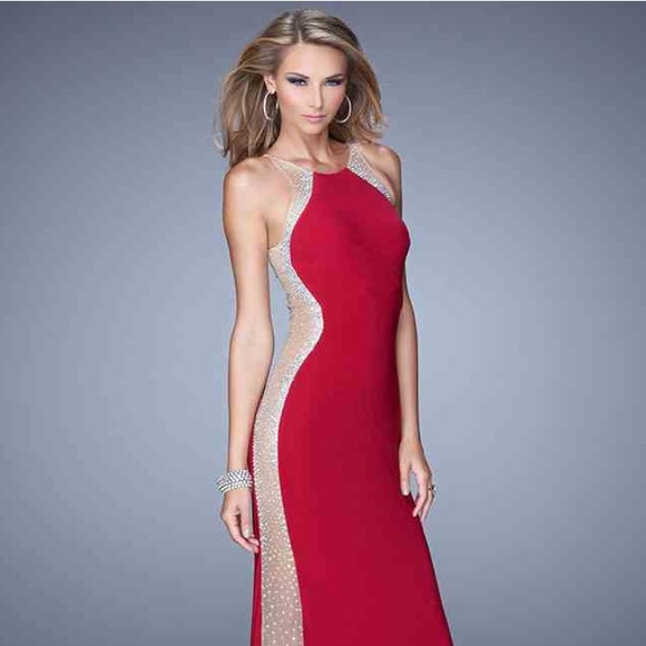 red bodycon prom dress