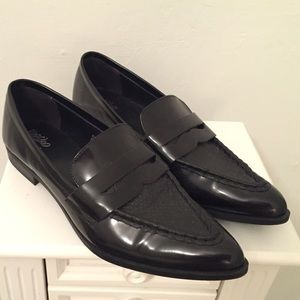 Patent pointed penny loafers