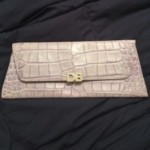 Dooney & Bourke clutch