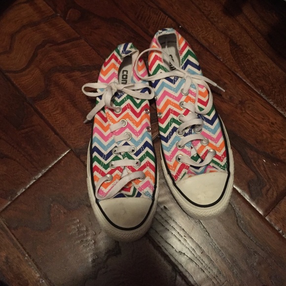 chevron converse