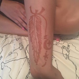 Meet your Posher, Hillary