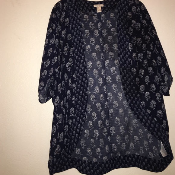 Blue and White floral Kimono