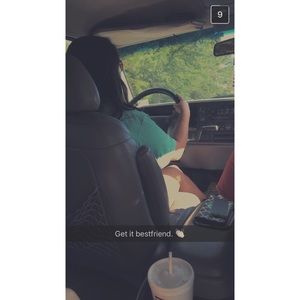 Meet your Posher, Casey