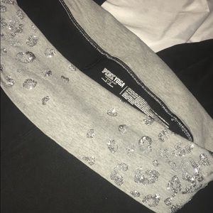 Vs yogas straight leg