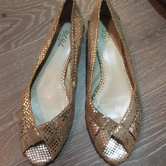BCBG flats