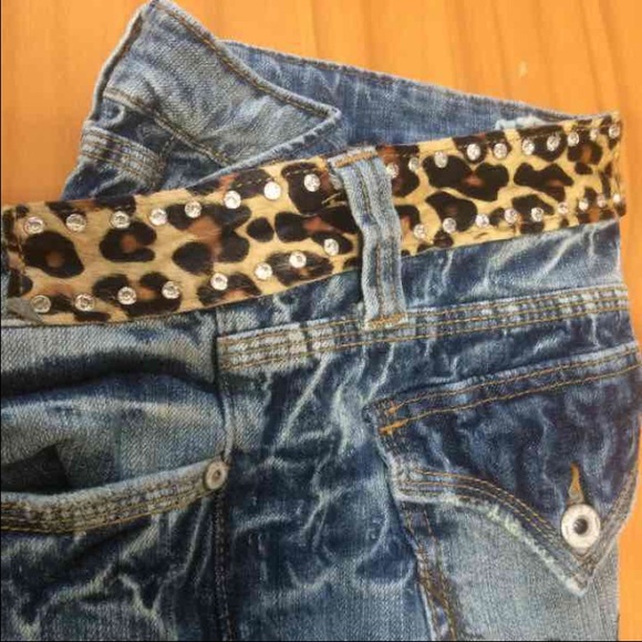 SOLD ON MERC - Picture 2 of 3