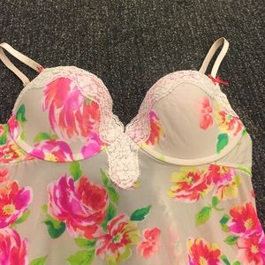 Victoria's Secret Intimates & Sleepwear - VS nighty Size 36B Victoria's Secret Intimates & Sleepwear - VS nighty Size 36B