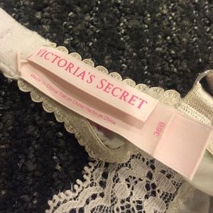Victoria's Secret Intimates & Sleepwear - VS nighty Size 36B Victoria's Secret Intimates & Sleepwear - VS nighty Size 36B