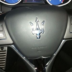 Meet your Posher, Martin