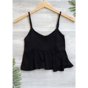 Black Spaghetti Crop