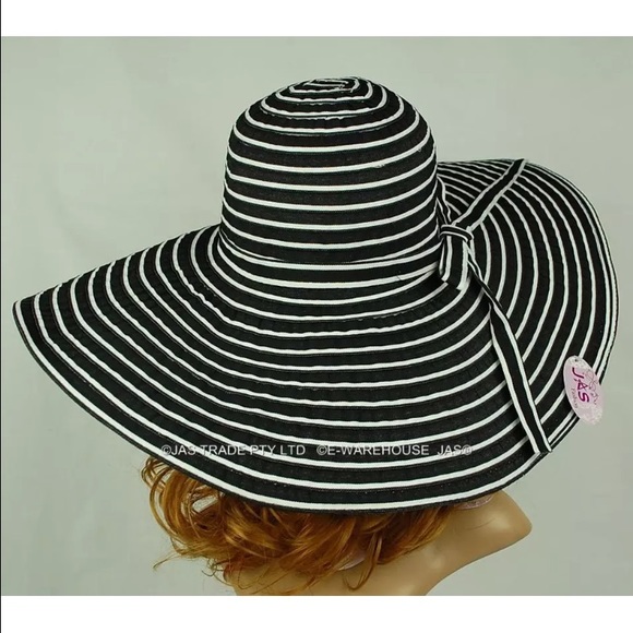 Floppy hat - Picture 2 of 3