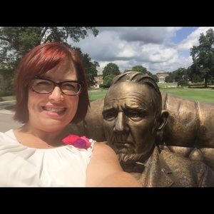 Meet your Posher, Nikki