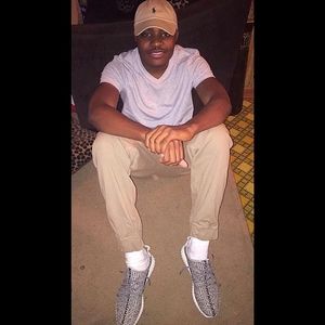 Meet your Posher, Braxton