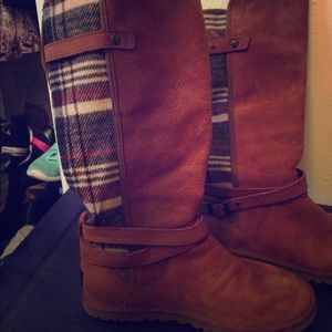 Unique UGGs! Women's size 7