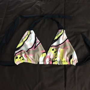 Top bikini with detail in sequins