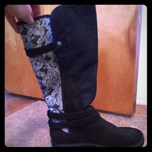 Unique UGGs! Women's size 7