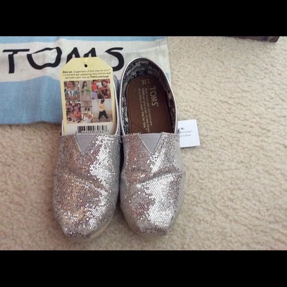 Kids Toms size 12