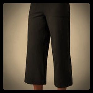 Lululemon Cropped Shorts Sz 4