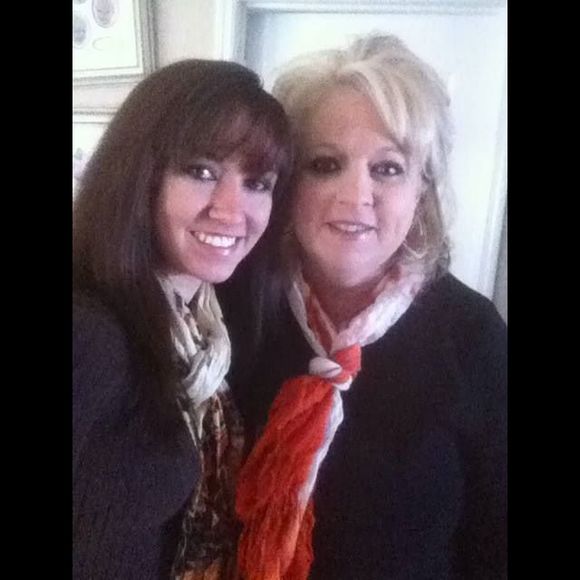 Meet your Posher, Teresa