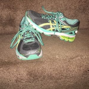 Asics GT 1000 Running shoes