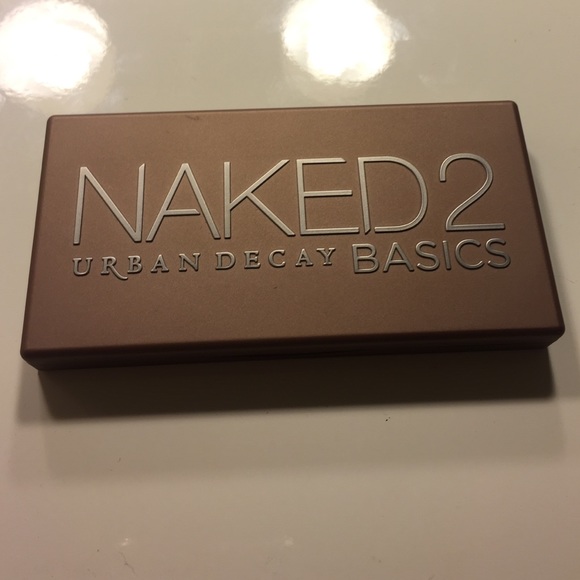 Urban Decay Other - Urban Decay Naked Basics 2 Eyeshadow
