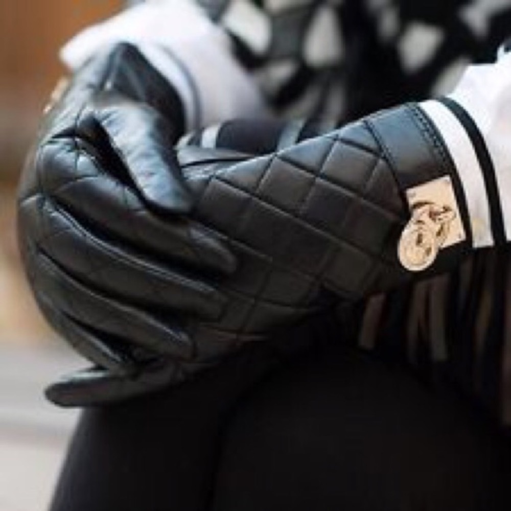 Michael Kors Quilted Leather Tech Gloves