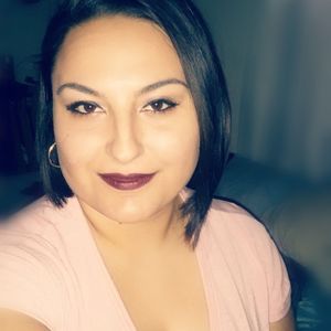 Meet your Posher, Perla