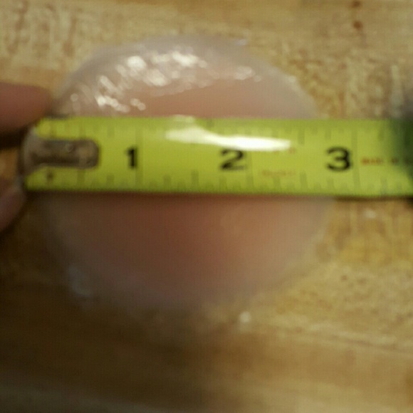 BUNDLE &SAVE SILICONE BRA & NIPPLE COVER - Picture 4 of 4